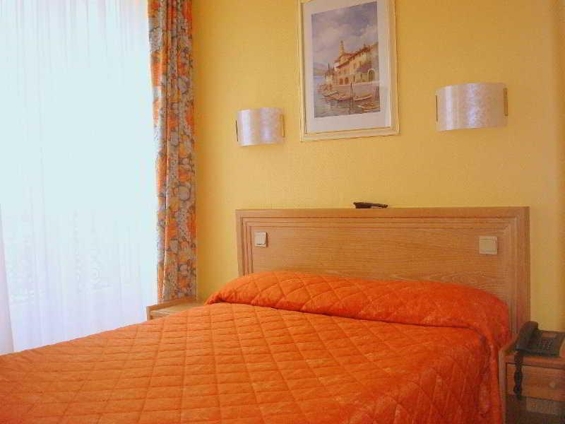 Wit Hotel Paris Dış mekan fotoğraf